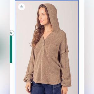 New In boutique hoodie Henley sweater size Small